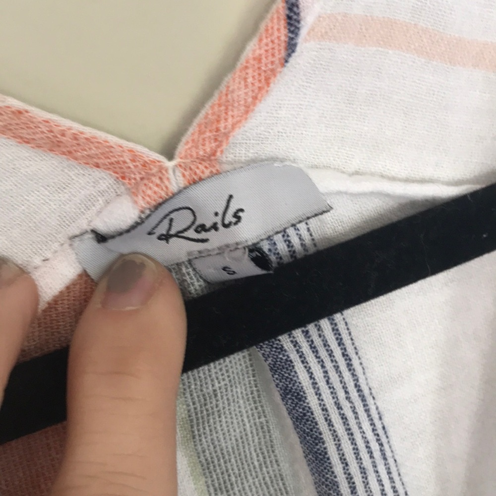 Summer lightweight Rails dress - Picture 2 of 5